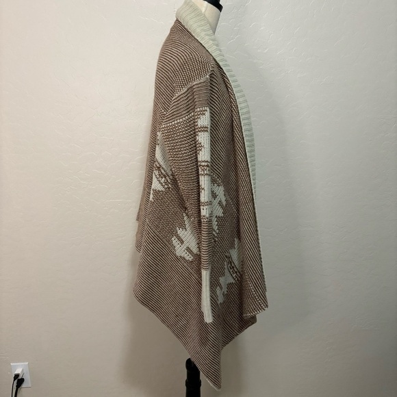 BB Dakota Sioux Tan and Brown Cozy Knit Open Front Cardigan Sweater Size M - Picture 6 of 9